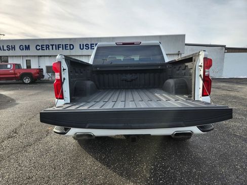 Used 2021 Chevrolet Silverado 1500 RST w/ Z71 Off-Road Package AWD/4WD image 32