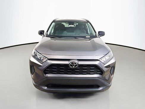 Used 2021 Toyota RAV4 LE FWD image 2