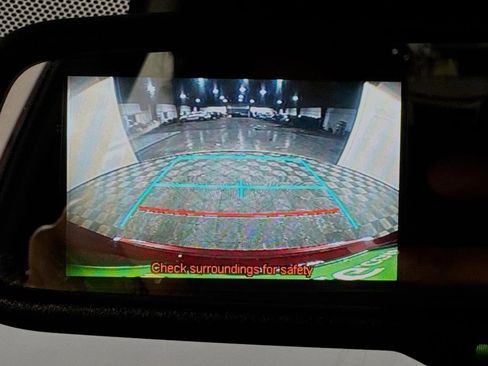 Used 2018 Toyota C-HR XLE image 18