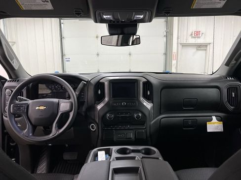 Used 2023 Chevrolet Silverado 1500 Custom AWD/4WD image 10
