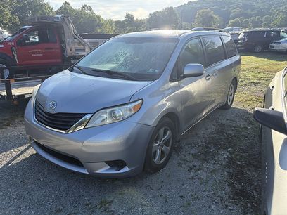 Used 2013 Toyota Sienna LE