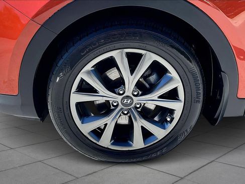 Used 2018 Hyundai Santa Fe Sport w/ Cargo Package image 10