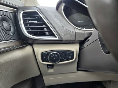 Used 2020 Lincoln Nautilus Reserve AWD/4WD image 26