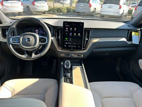New 2026 Volvo XC60 B5 Core w/ Climate Package PRO AWD/4WD image 18