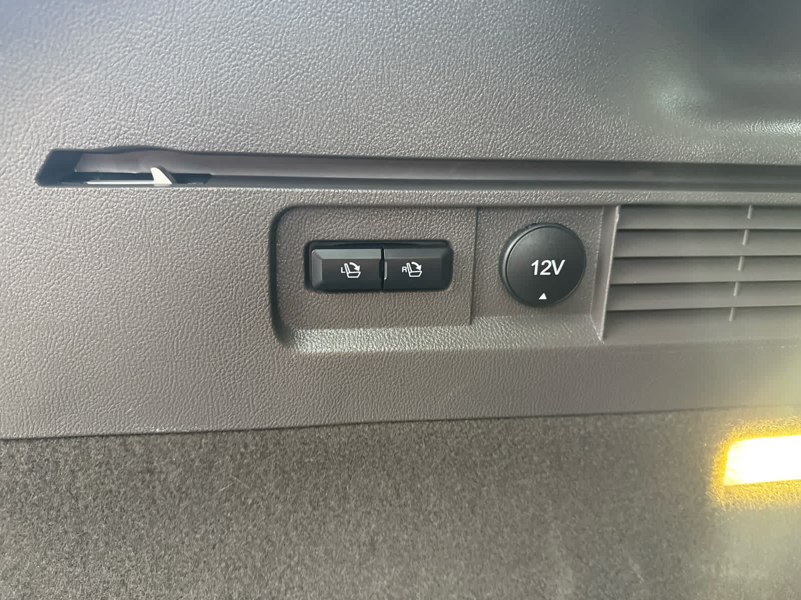 Used 2020 Lincoln Nautilus Reserve AWD/4WD image 16
