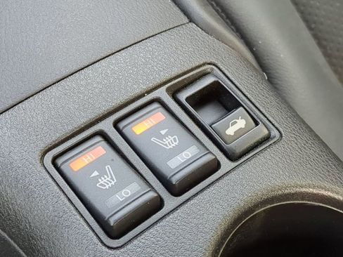 Certified 2025 Nissan Z Performance w/ Floor Mat Package RWD image 22