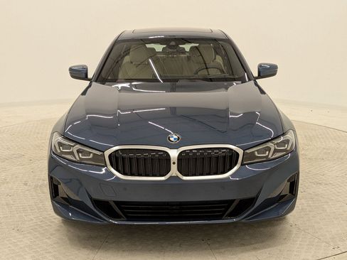 Used 2025 BMW 330i Sedan w/ Premium Package image 6