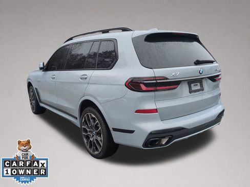 Used 2025 BMW X7 xDrive40i w/ M Sport Package AWD/4WD image 6