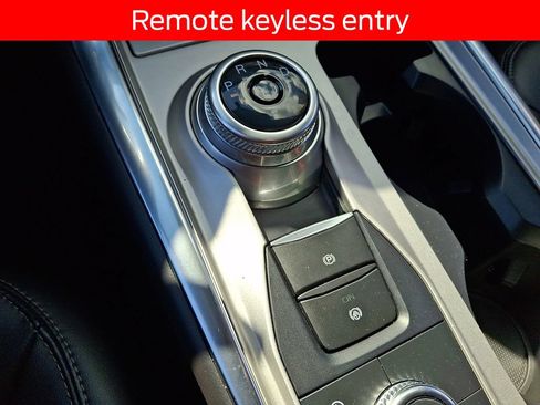 Certified 2023 Ford Explorer XLT w/ Equipment Group 202A AWD/4WD image 15