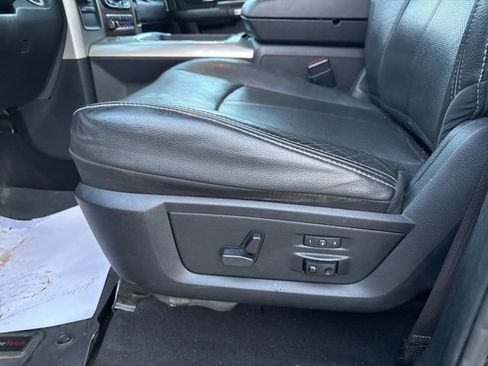 Used 2018 RAM 3500 Laramie image 21