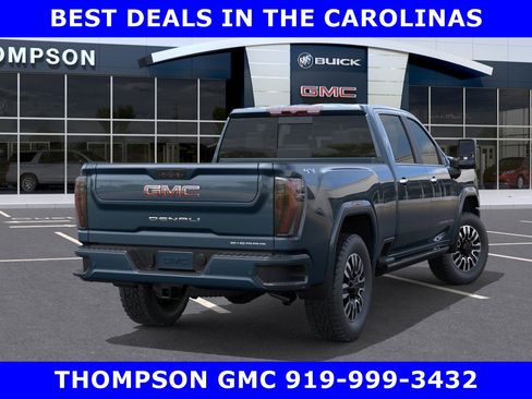 New 2026 GMC Sierra 2500 Denali Ultimate AWD/4WD image 4