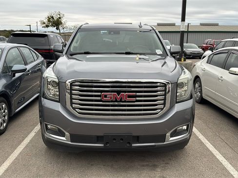 Used 2019 GMC Yukon SLT image 2
