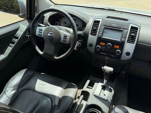 Used 2014 Nissan Frontier PRO-4X w/ Pro-4x Luxury Package AWD/4WD image 54