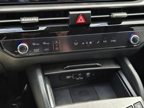 New 2026 Kia Sportage X-Line AWD/4WD image 30