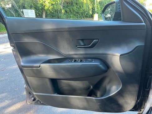 Used 2025 Hyundai Kona SEL image 20