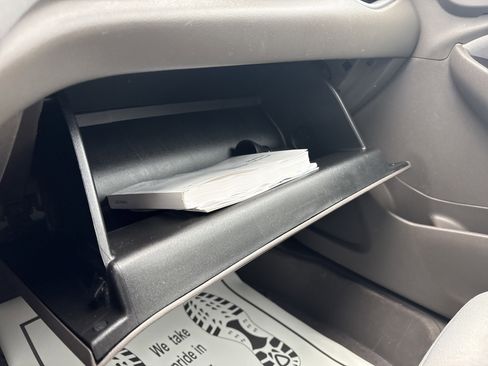 Used 2021 Chevrolet Malibu LS image 25