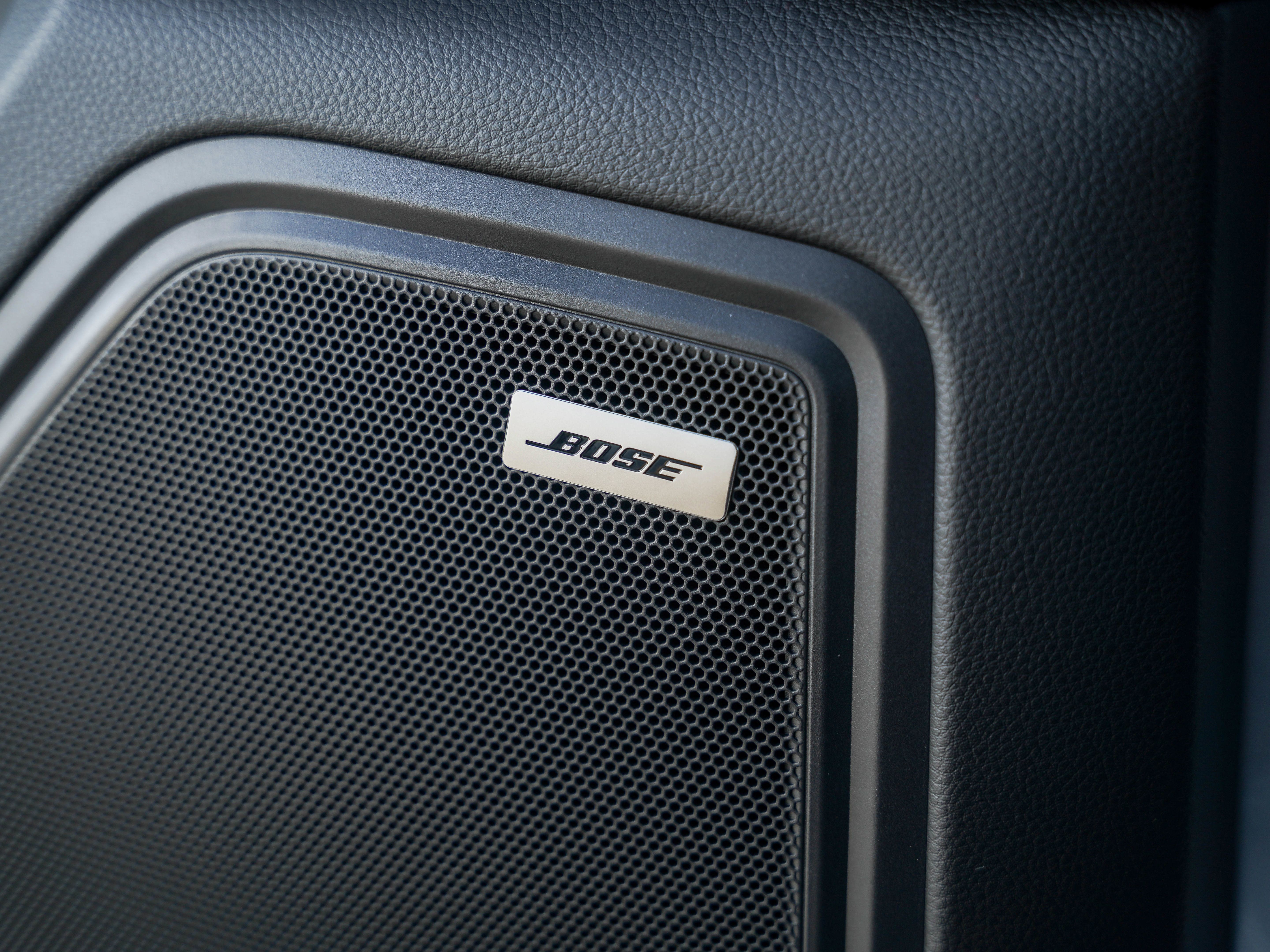 Certified 2026 Porsche Macan AWD/4WD image 18