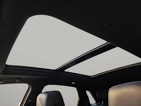 Used 2021 Cadillac XT5 Premium Luxury image 5