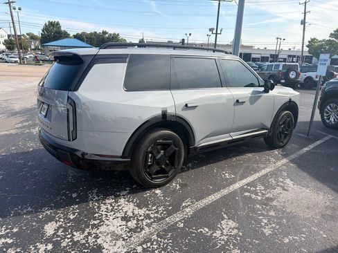 Used 2027 Kia Telluride SX Prestige X-Line w/ Towing Package AWD/4WD image 9