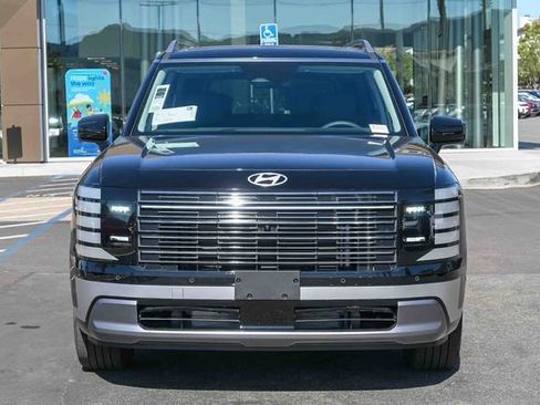 New 2026 Hyundai Palisade Limited image 2