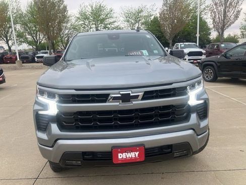 Used 2025 Chevrolet Silverado 1500 RST w/ Convenience Package II AWD/4WD image 2
