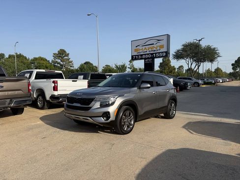 Used 2023 Kia Seltos S FWD image 40