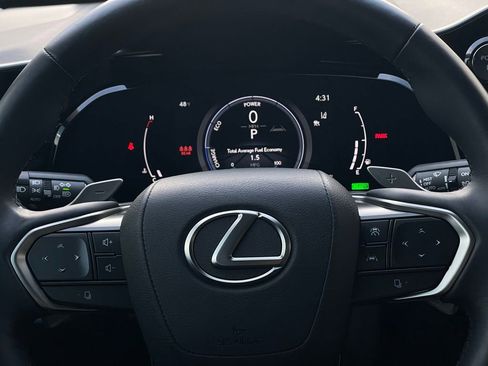 Used 2025 Lexus NX 350h AWD w/ Premium Package image 12