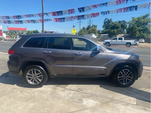 Used 2021 Jeep Grand Cherokee Limited w/ Luxury Group II RWD image 7