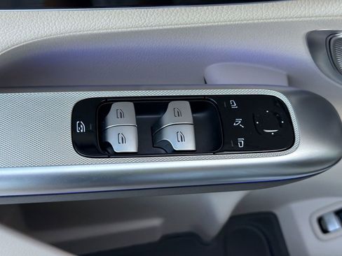 Certified 2026 Mercedes-Benz GLC 300 image 18