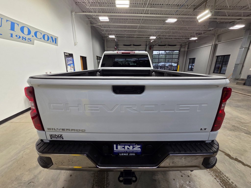Used 2025 Chevrolet Silverado 2500 LT w/ Convenience Package AWD/4WD image 7