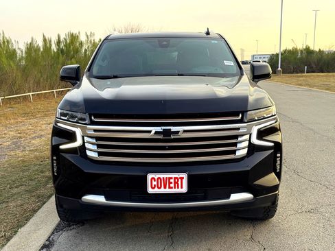 Used 2021 Chevrolet Tahoe High Country w/ Premium Package image 3