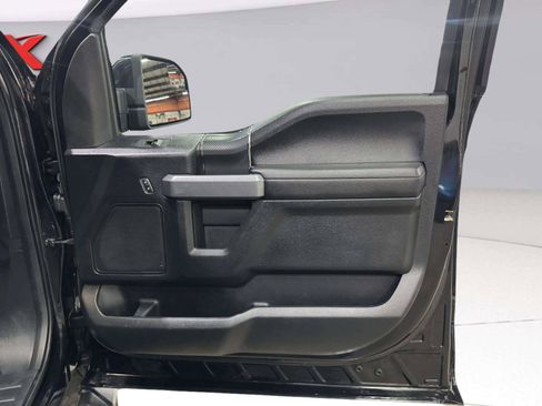 Used 2018 Ford F150 XLT w/ Equipment Group 302A Luxury AWD/4WD image 25