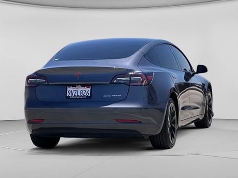 Used 2022 Tesla Model 3 Long Range AWD/4WD image 34