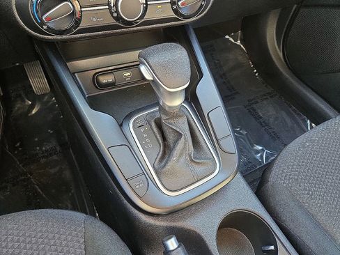 Used 2024 Kia Soul LX w/ Option Group 015 image 28