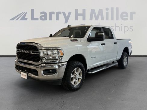 Used 2024 RAM 2500 Big Horn image 1