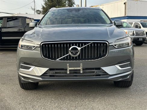 Used 2019 Volvo XC60 T8 Inscription w/ Advanced Package image 3