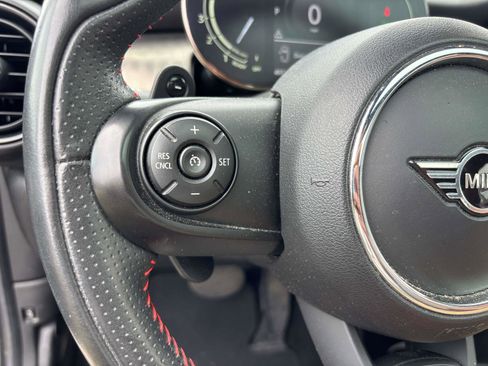 Used 2021 MINI Cooper S FWD image 16