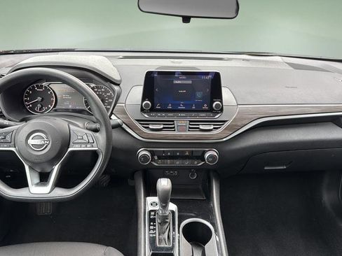 Certified 2024 Nissan Altima 2.5 SV AWD/4WD image 7