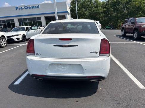 Used 2023 Chrysler 300 S RWD image 8