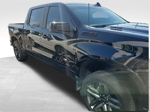 Used 2023 Chevrolet Silverado 1500 RST w/ Z71 Off-Road Package AWD/4WD image 4