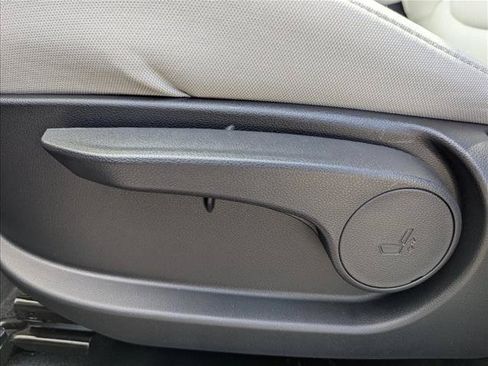 New 2026 Hyundai Tucson SE FWD image 11