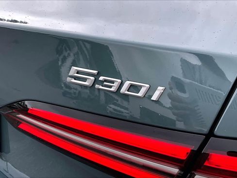 Certified 2026 BMW 530i RWD image 31
