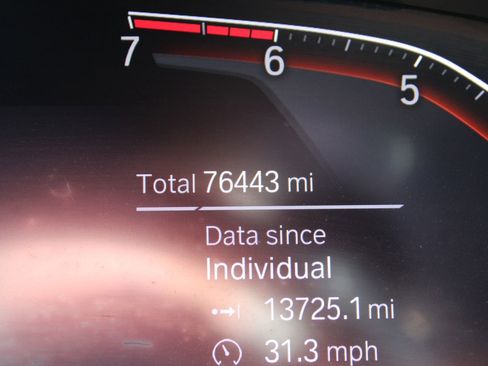 Used 2021 BMW 330i Sedan w/ Premium Package image 33