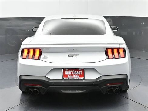 Used 2025 Ford Mustang GT Premium RWD image 23