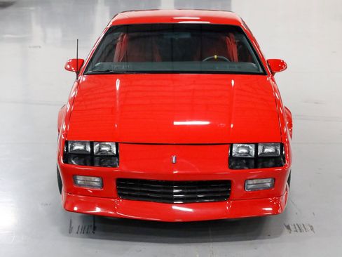 Used 1991 Chevrolet Camaro RS RWD image 3