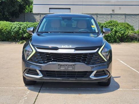 Used 2023 Kia Sportage EX FWD image 2