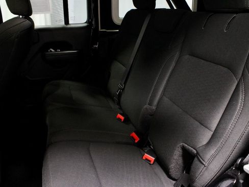 Used 2022 Jeep Wrangler Unlimited Sport AWD/4WD image 20