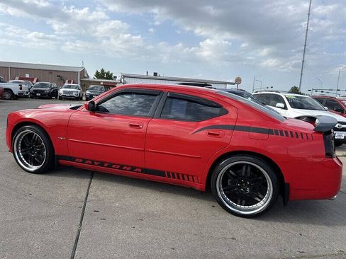 Used 2006 Dodge Charger R/T RWD image 4