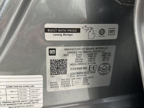 Used 2025 GMC Acadia Elevation w/ Elevation Premium Package image 30