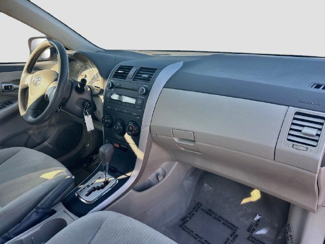 Used 2010 Toyota Corolla LE w/ All Weather Guard Pkg FWD image 25